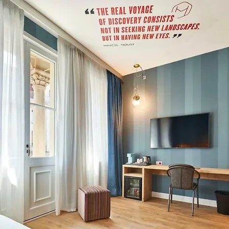 Hotell The Modernist 4*