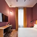 The Modernist Hotel 4*