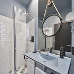 Hotel The Modernist 4*