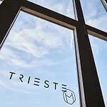Hotel The Modernist 4*