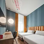 The Modernist 4*