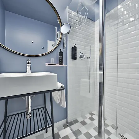 The Modernist Hotel 4*