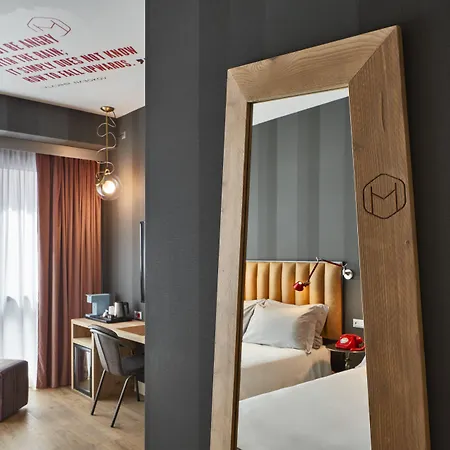 The Modernist 4*