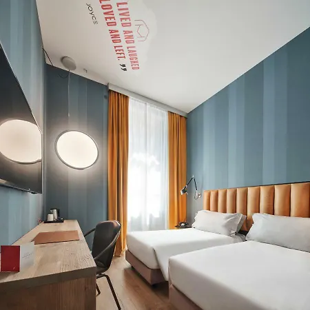 The Modernist 4*