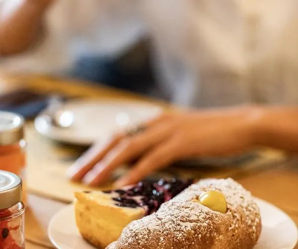 Ξενοδοχείο The Modernist 4*